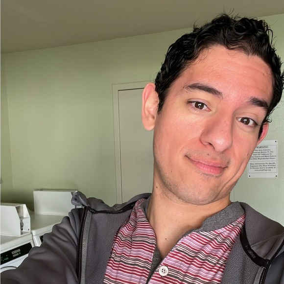 Meet your Posher, Ryan - Picture 2 of 5